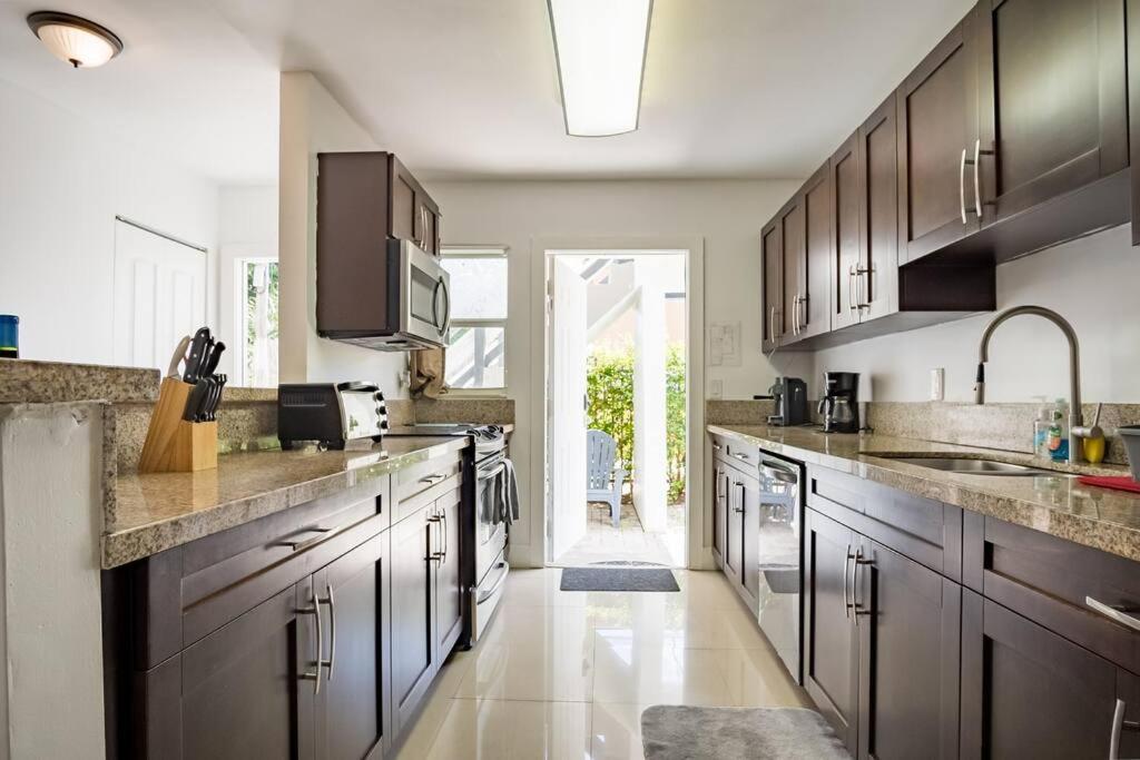 A2 - Endless Summer Vacation Rentals - 3 Bedroom Apartment Close To Casino Форт-Лодердейл Экстерьер фото