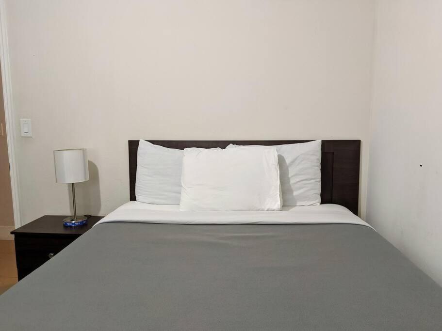 A2 - Endless Summer Vacation Rentals - 3 Bedroom Apartment Close To Casino Форт-Лодердейл Экстерьер фото