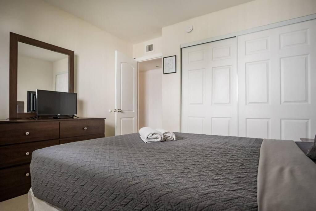 A2 - Endless Summer Vacation Rentals - 3 Bedroom Apartment Close To Casino Форт-Лодердейл Экстерьер фото